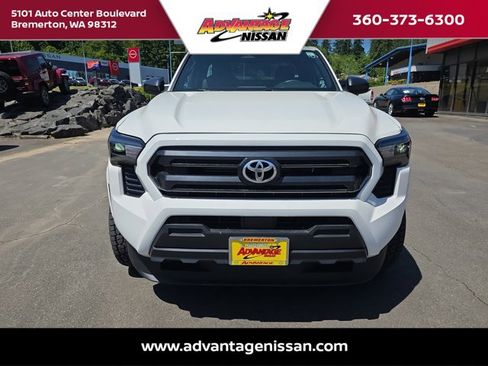 Used 2024 Toyota Tacoma SR RWD image 9