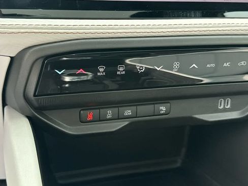 New 2026 Jeep Cherokee Limited AWD/4WD image 28