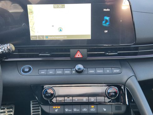 New 2025 Hyundai Elantra N image 17