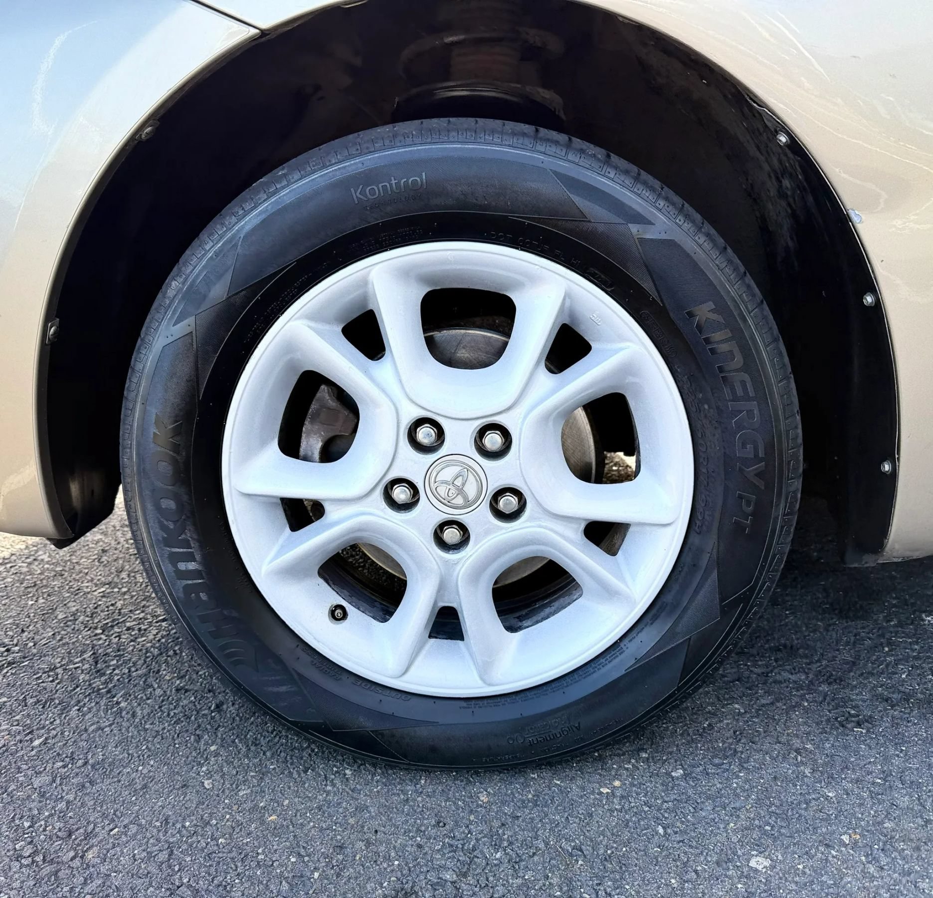 Used 2004 Toyota Sienna XLE w/ XLE Pkg 12 FWD image 42