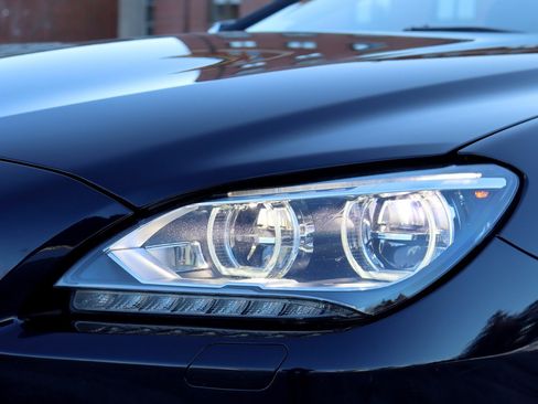 Used 2013 BMW 650i xDrive Convertible image 37