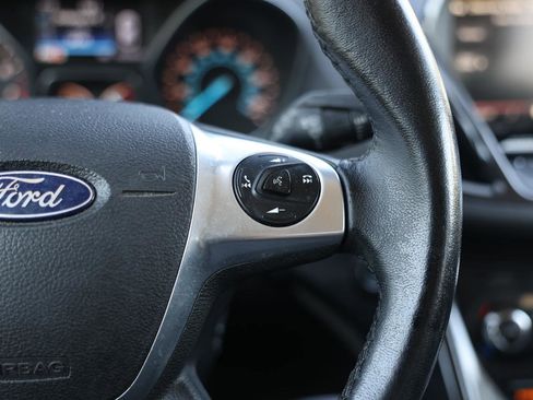 Used 2015 Ford Escape Titanium image 25