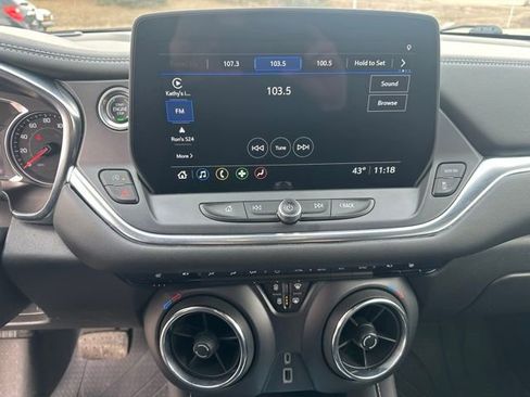 Used 2023 Chevrolet Blazer LT AWD/4WD image 29