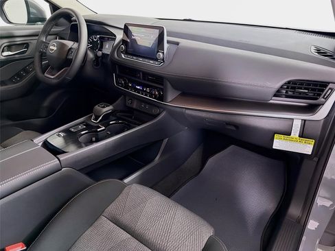 New 2026 Nissan Rogue SV FWD image 27
