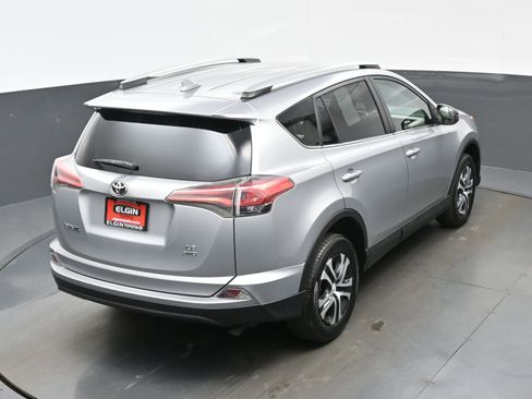 Used 2016 Toyota RAV4 LE AWD/4WD image 36