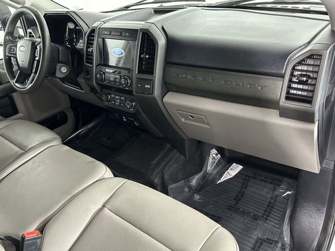 Used 2020 Ford F250 XL image 35