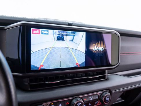 Used 2024 Jeep Wrangler Unlimited Rubicon 392 image 23