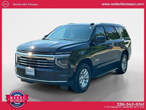 Used 2025 Chevrolet Tahoe LT AWD/4WD image 1