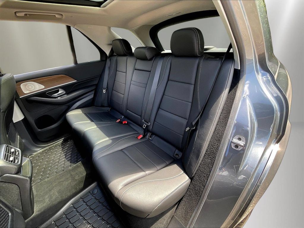 Certified 2025 Mercedes-Benz GLE 350 4MATIC image 23