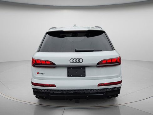 New 2026 Audi SQ7 Prestige AWD/4WD image 4