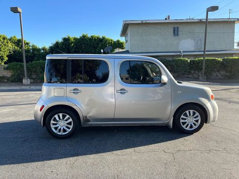 Used 2009 Nissan Cube 1.8 S w/ Interior Designer Pkg image 8
