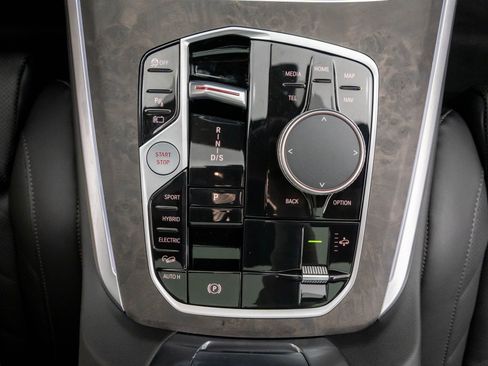 New 2026 BMW X5 xDrive50e w/ M Sport Package image 22