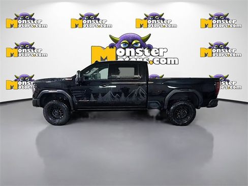 Used 2024 GMC Sierra 2500 AT4X w/ AT4X AEV Edition image 7