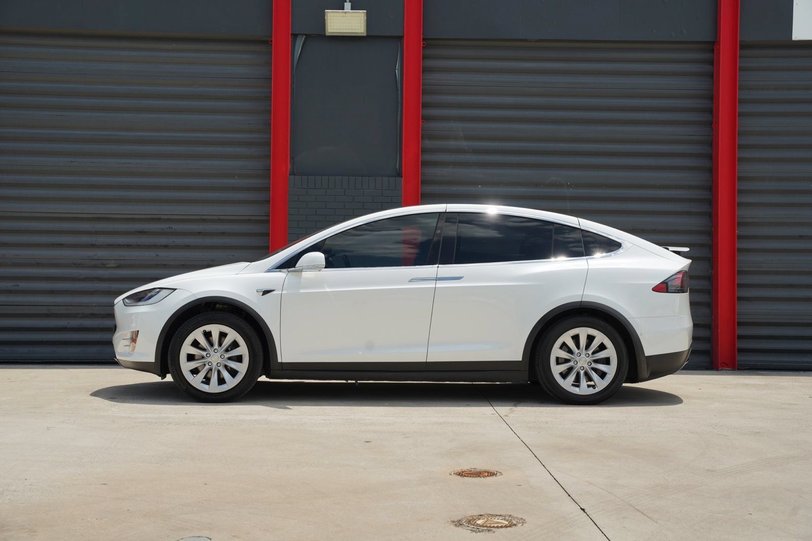Used 2020 Tesla Model X Long Range AWD/4WD image 11