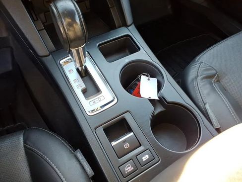 Used 2016 Subaru Outback 3.6R Limited image 36