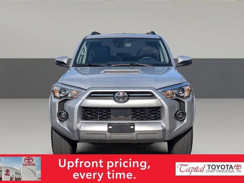 Used 2023 Toyota 4Runner TRD Off-Road Premium w/ Moonroof Package AWD/4WD image 3
