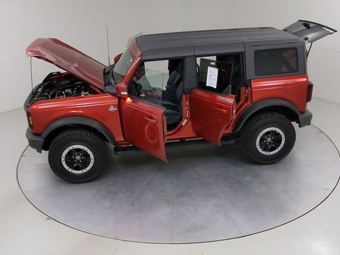 Certified 2023 Ford Bronco Outer Banks w/ Sasquatch Package AWD/4WD image 54
