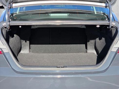 Used 2025 Toyota Camry LE image 6