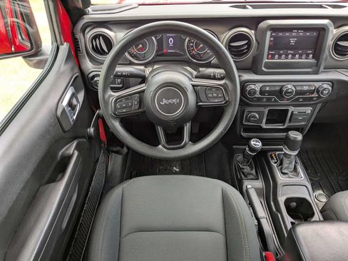 Used 2023 Jeep Gladiator Sport AWD/4WD image 14