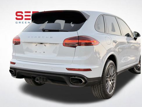 Used 2018 Porsche Cayenne image 41