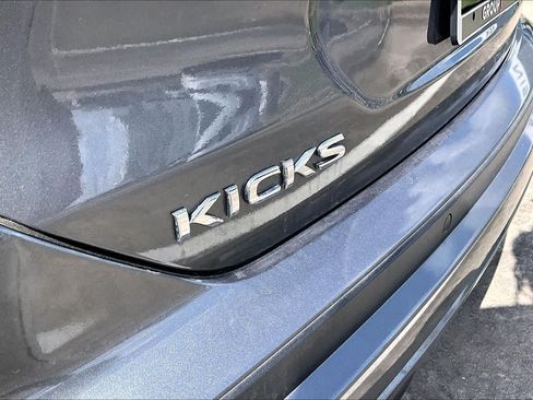 Certified 2025 Nissan Kicks Play S FWD image 30