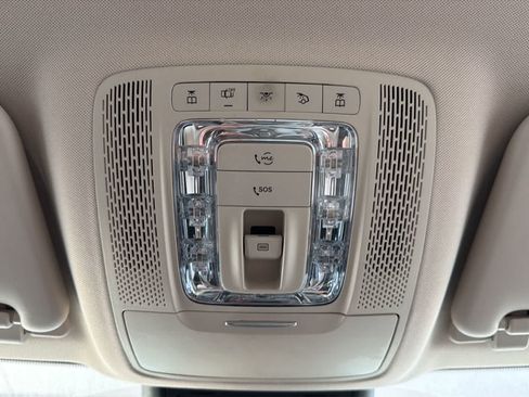 Used 2021 Mercedes-Benz GLE 350 4MATIC image 18