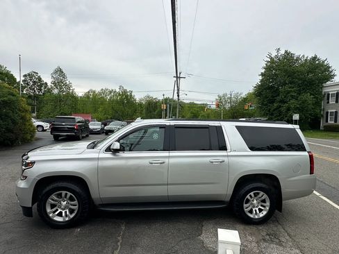 Used 2016 Chevrolet Suburban LT AWD/4WD image 8