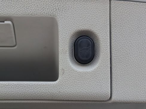 Used 2020 Cadillac Escalade Premium Luxury image 14