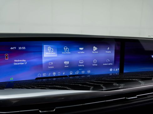 New 2025 Cadillac Escalade IQ Sport 1 w/ LPO, ONYX Package image 24