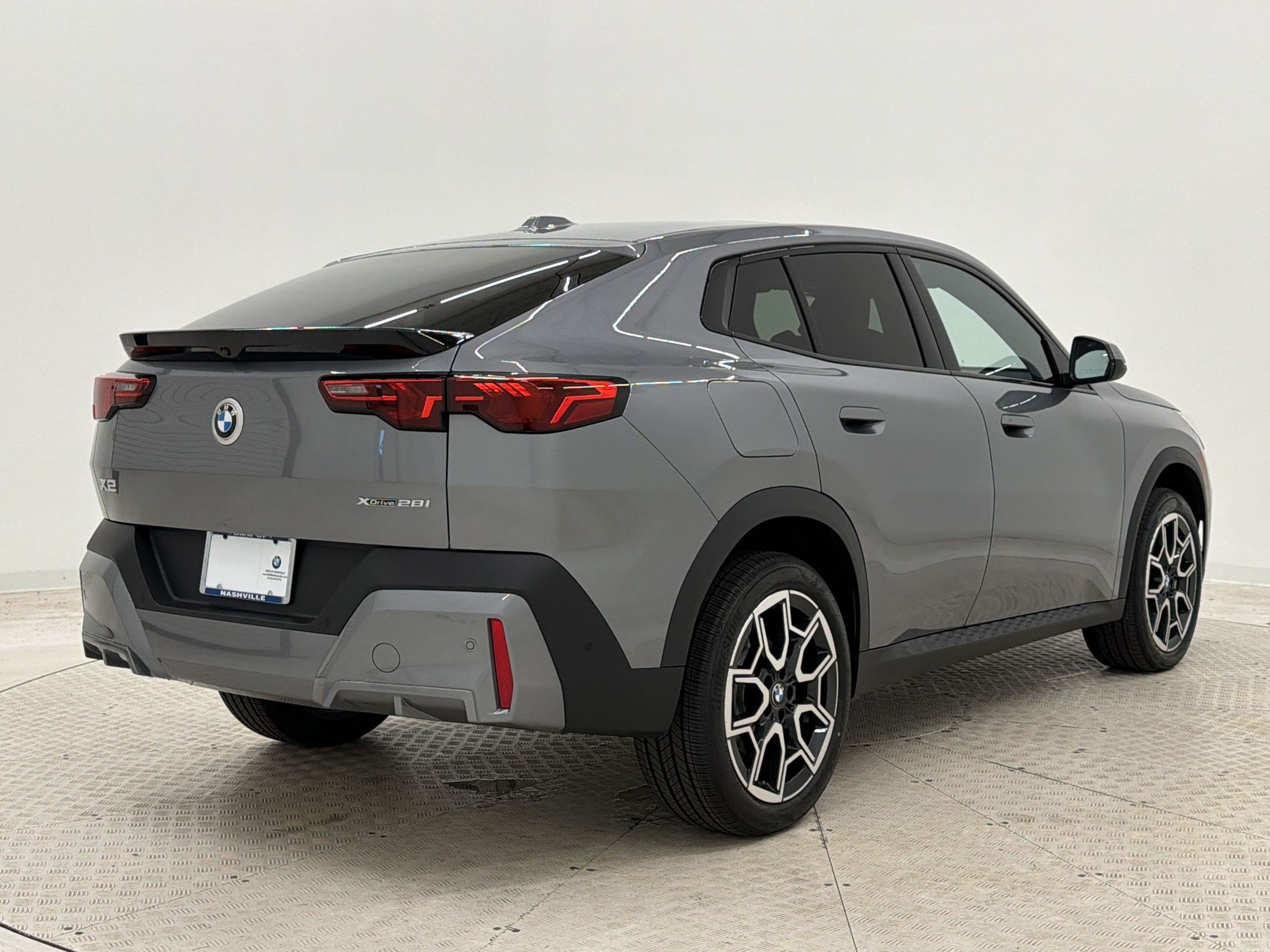 New 2026 BMW X2 xDrive28i w/ Convenience Package AWD/4WD image 9