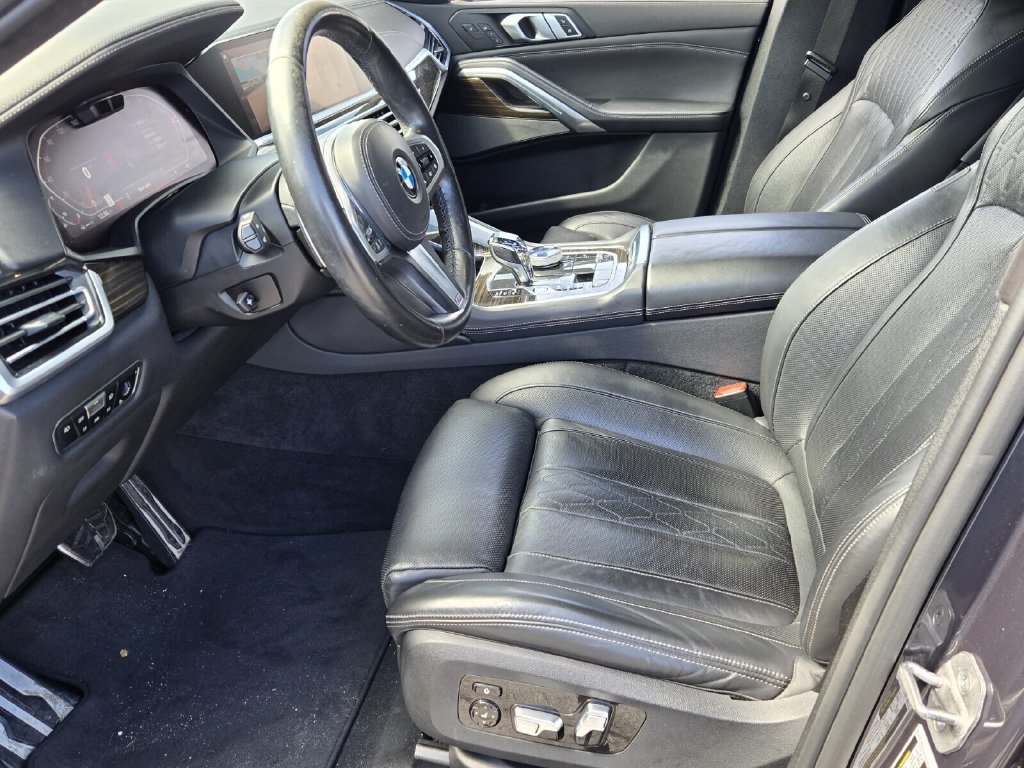 Used 2021 BMW X6 sDrive40i w/ Executive Package RWD image 10