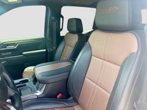 Used 2024 Chevrolet Silverado 1500 High Country AWD/4WD image 21