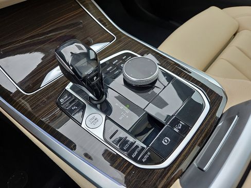 Used 2019 BMW X5 xDrive40i w/ Convenience Package image 14