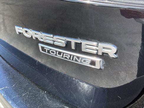Used 2019 Subaru Forester Touring image 9