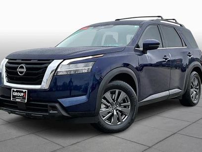 Certified 2022 Nissan Pathfinder SV