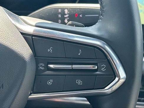 Used 2025 Chevrolet Equinox LT w/ Convenience Package II AWD/4WD image 23