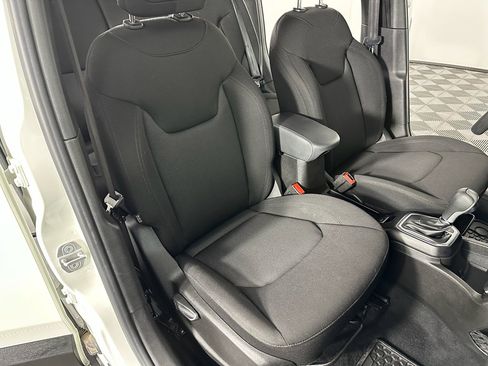 Used 2023 Jeep Renegade Latitude image 24