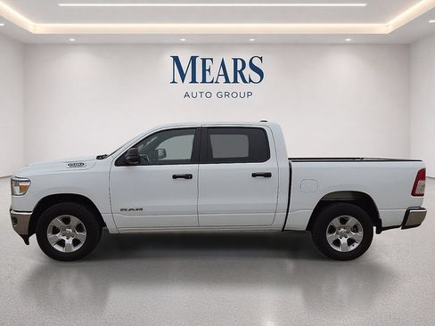 Used 2023 RAM 1500 Big Horn AWD/4WD image 2