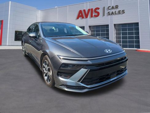Used 2025 Hyundai Sonata SEL FWD image 3