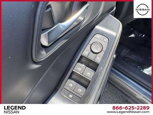 Certified 2024 Nissan Rogue SV AWD/4WD image 19