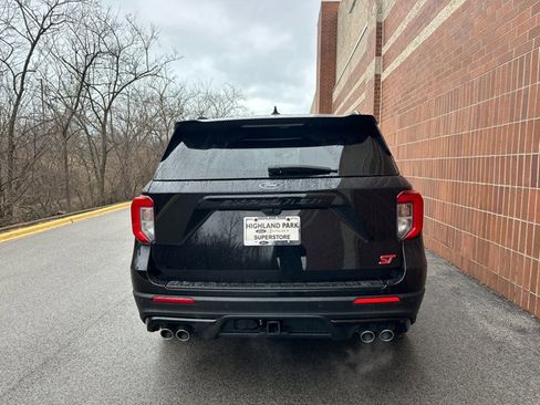 Used 2023 Ford Explorer ST w/ Equipment Group 401A image 7