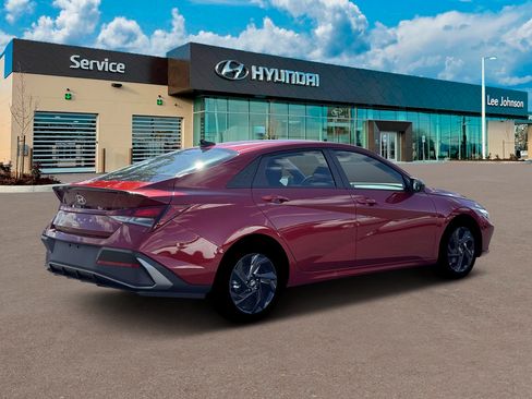 New 2026 Hyundai Elantra Sport FWD image 8