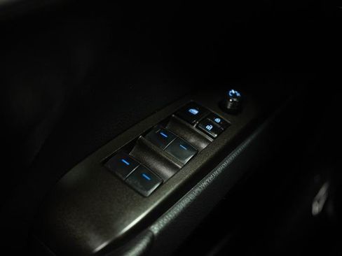 Used 2023 Toyota Camry SE w/ Convenience Package FWD image 28
