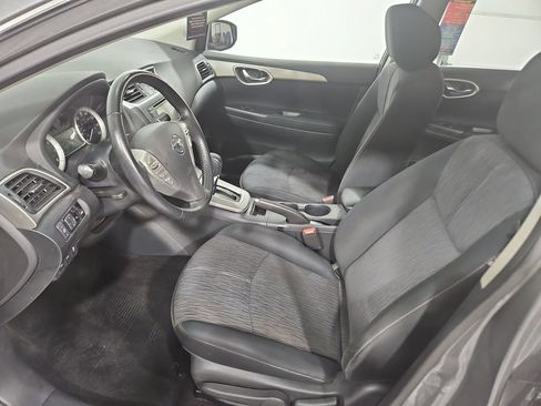 Used 2015 Nissan Sentra SV FWD image 10
