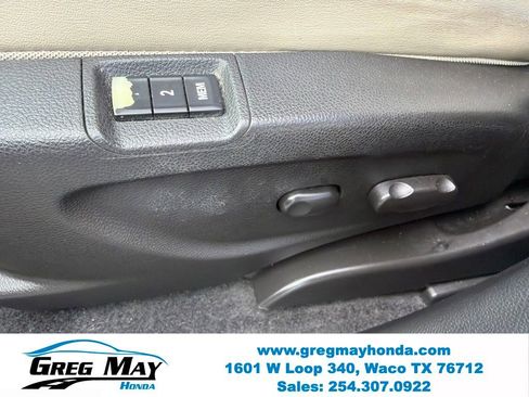 Used 2017 Buick Encore Essence FWD image 12