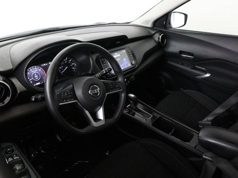 Used 2021 Nissan Kicks SV FWD image 6