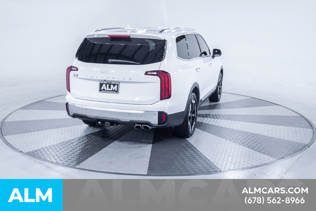 Used 2024 Kia Telluride S w/ S Sunroof Package FWD image 8