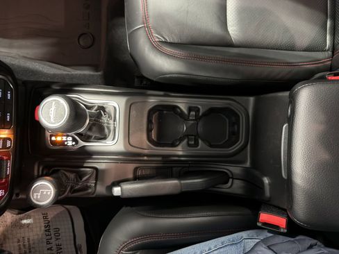 New 2026 Jeep Gladiator Rubicon w/ Steel Bumper Group image 35