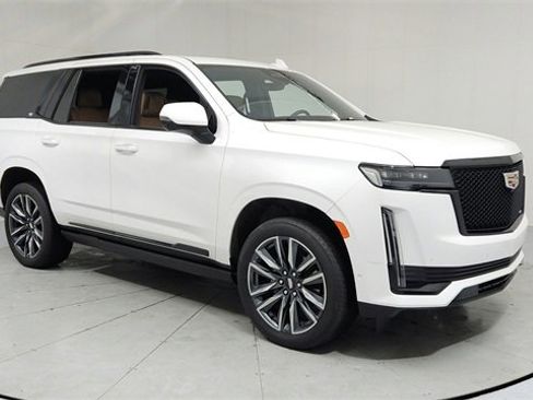 Certified 2023 Cadillac Escalade Sport w/ Touring Package image 7