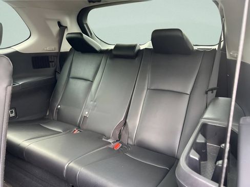 Certified 2024 Toyota Grand Highlander AWD Hybrid image 18